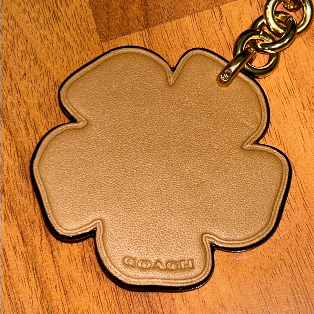 NWOT Coach Gold Beaded Flower Keychain Bag Charm - Picture 10 of 12